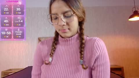 Snapshot of angeles_azul chatting on September 20, 3:13 pm angel online show from September 20, 3:13 pm