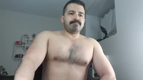 Angel Fusco online show from April 18, 4:05 am