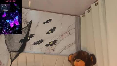 Carolina online show from October 25, 1:13 am