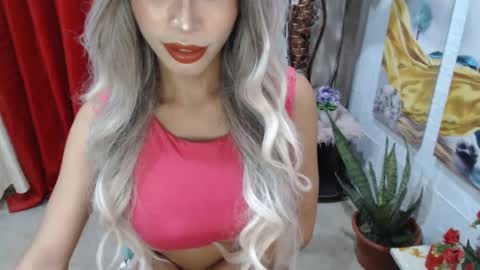 DIVINE ANGEL online show from February 3, 4:10 pm