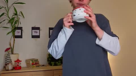 Snapshot of angelic_look chatting on January 9, 5:26 pm Daniel online show from January 9, 5:26 pm