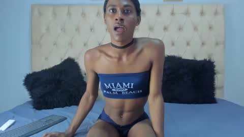 Snapshot of angelica_sexy1 chatting on January 3, 7:50 pm angelica_sexy1 online show from January 3, 7:50 pm