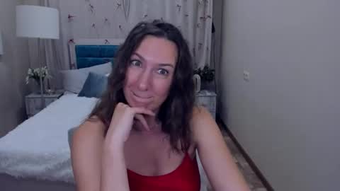 Snapshot of angelicacream chatting on June 28, 8:42 am AngelicaCream online show from June 28, 8:42 am