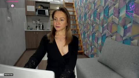 Angelica online show from January 12, 1:05 pm