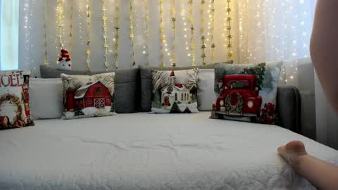 Angelica Rai online show from December 7, 3:25 am