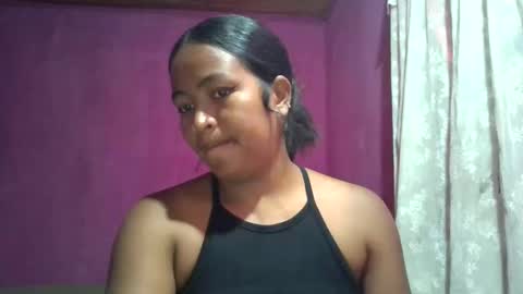 Snapshot of angelice33 chatting on February 9, 7:12 am angelice33 online show from February 9, 7:12 am