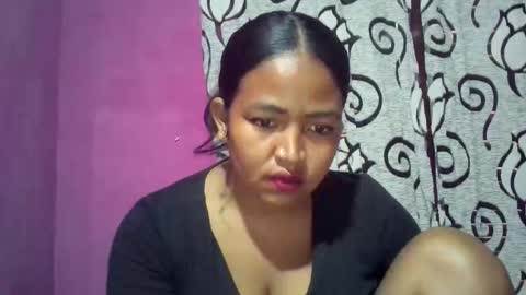 Snapshot of angelice33 chatting on February 25, 6:23 am angelice33 online show from February 25, 6:23 am