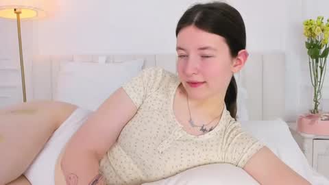 Angelic online show from March 8, 5:59 am