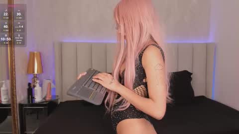 Snapshot of angelina_honey_ chatting on March 2, 5:08 am Angelina Honey online show from March 2, 5:08 am