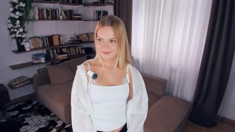 Alice WOW online show from March 28, 8:58 am