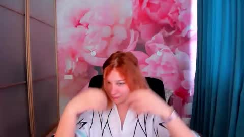 AngelinaLow online show from March 27, 12:38 pm