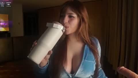 Snapshot of angelinanoangel chatting on June 18, 7:41 am angelina online show from June 18, 7:41 am