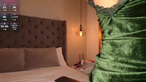 Snapshot of angelinarosss_ chatting on January 16, 3:35 pm   online show from January 16, 3:35 pm