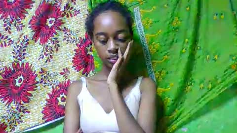 Snapshot of angeline221173 chatting on May 4, 3:13 am angeline221173 online show from May 4, 3:13 am