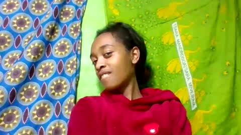 Snapshot of angeline221173 chatting on May 18, 3:57 am angeline221173 online show from May 18, 3:57 am