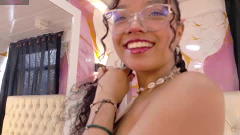 angeline_scot online show from May 1, 3:05 pm