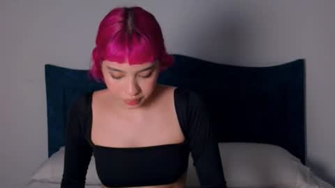 Angelinhaa  online show from December 3, 2:41 am