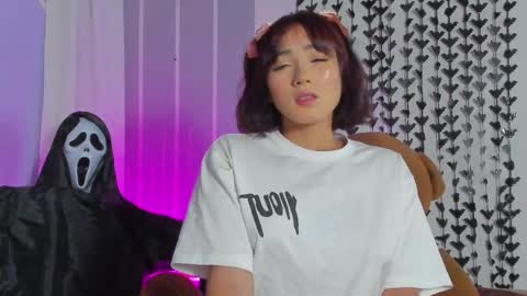 Angelique Murphy online show from October 30, 7:21 am