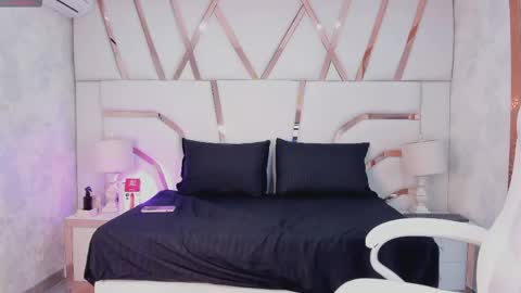 Snapshot of angelita_bennett23 chatting on March 1, 4:36 am angelita_bennett23 online show from March 1, 4:36 am