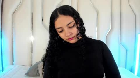 Snapshot of angelitafrodita chatting on June 6, 9:36 am A F R O D I T A online show from June 6, 9:36 am