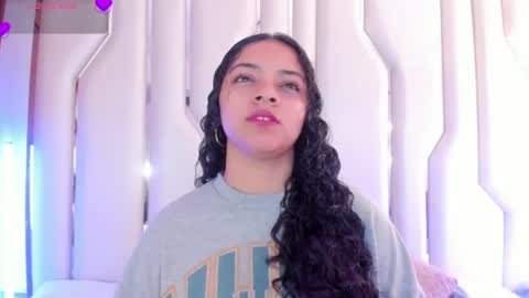 Snapshot of angelitafrodita chatting on June 14, 10:17 am A F R O D I T A online show from June 14, 10:17 am