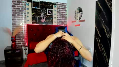 Snapshot of angelitasexxxhot chatting on September 12, 12:22 am Angelitasexxxhot online show from September 12, 12:22 am