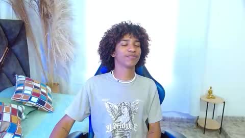 Angel online show from December 13, 8:58 pm