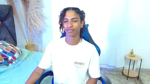 Angel online show from December 18, 8:59 pm