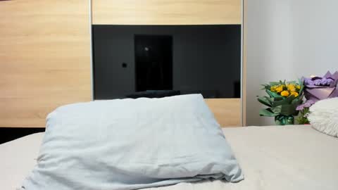 KrystyYo online show from February 26, 8:26 am