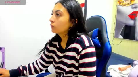 Snapshot of angell_cooper8 chatting on February 4, 11:27 am Angell cooper8 online show from February 4, 11:27 am