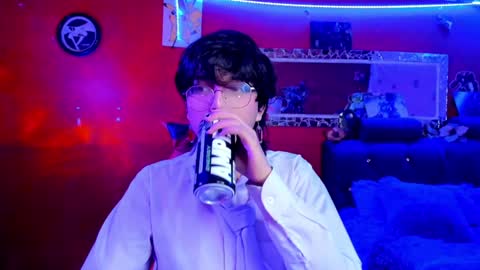 Snapshot of angellonfire chatting on December 7, 8:44 am Angel online show from December 7, 8:44 am