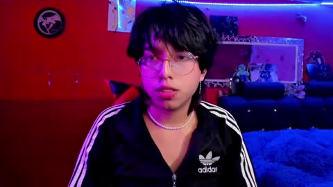 Snapshot of angellonfire chatting on December 14, 9:29 am Angel online show from December 14, 9:29 am