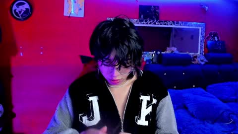 Snapshot of angellonfire chatting on December 31, 6:59 am Angel online show from December 31, 6:59 am