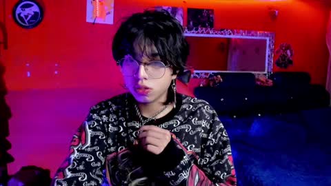 Snapshot of angellonfire chatting on January 14, 4:04 am Angel online show from January 14, 4:04 am