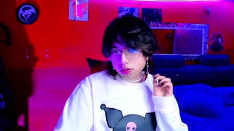 Snapshot of angellonfire chatting on January 29, 7:11 pm Angel online show from January 29, 7:11 pm