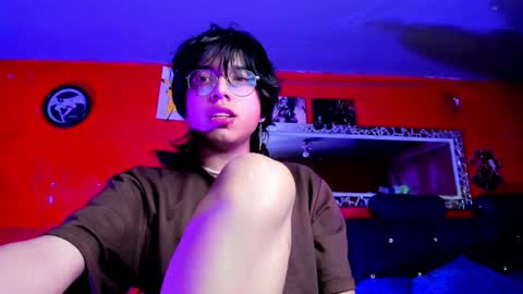 Snapshot of angellonfire chatting on February 3, 9:41 am Angel online show from February 3, 9:41 am