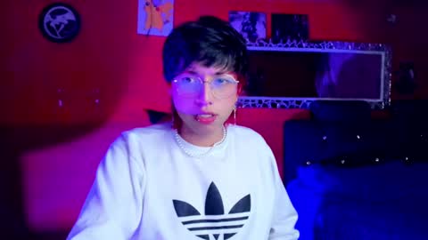 Snapshot of angellonfire chatting on February 16, 6:10 am Angel online show from February 16, 6:10 am