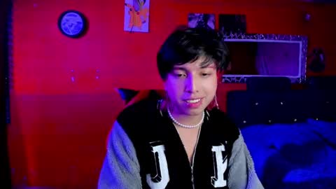 Snapshot of angellonfire chatting on March 4, 9:18 am Angel online show from March 4, 9:18 am