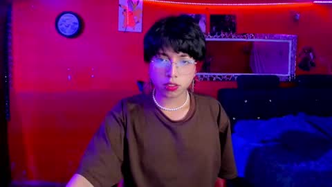 Snapshot of angellonfire chatting on March 7, 1:09 am Angel online show from March 7, 1:09 am