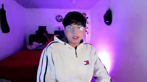 Angel  online show from January 8, 1:52 am