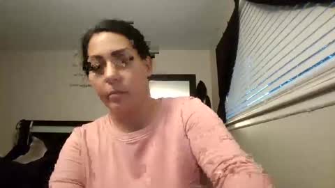 Snapshot of angelmarie7 chatting on October 25, 10:37 pm Angel Marie online show from October 25, 10:37 pm
