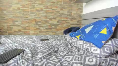 angelo_evans33 online show from April 22, 7:04 pm