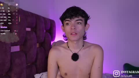 Angelo I work from home this is my room  online show from April 9, 3:28 am