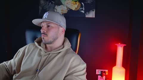 BlackWolf online show from December 10, 3:55 pm