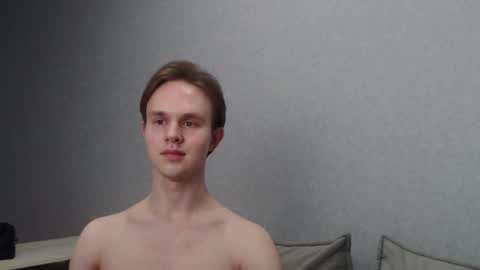 Angel online show from February 25, 6:20 pm