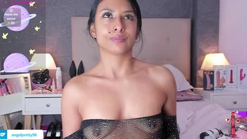 Snapshot of angels_one chatting on December 21, 4:46 pm Angela online show from December 21, 4:46 pm