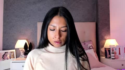 Snapshot of angels_one chatting on January 20, 1:32 pm Angela online show from January 20, 1:32 pm