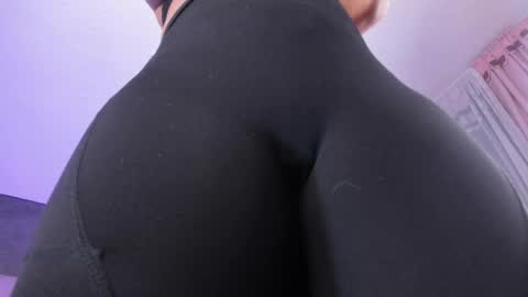 Angela online show from April 5, 1:30 pm