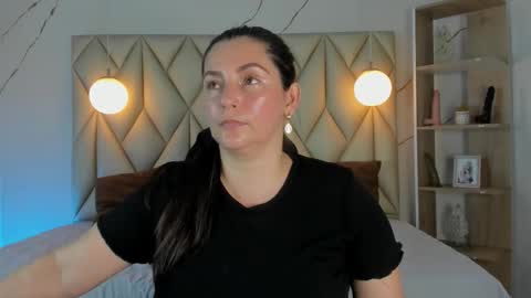 ANGIE online show from February 3, 2:55 pm