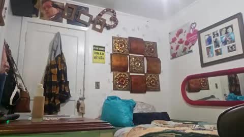 angelvanderpool71 online show from October 8, 9:40 am